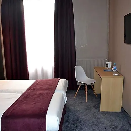 Europe And Hotel Reims