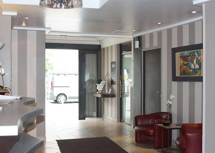 Europe And Hotel Reims